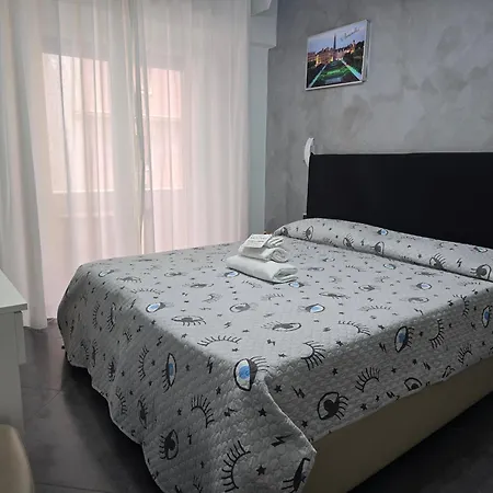 Casa de hóspedes Nazionale Dream 4*