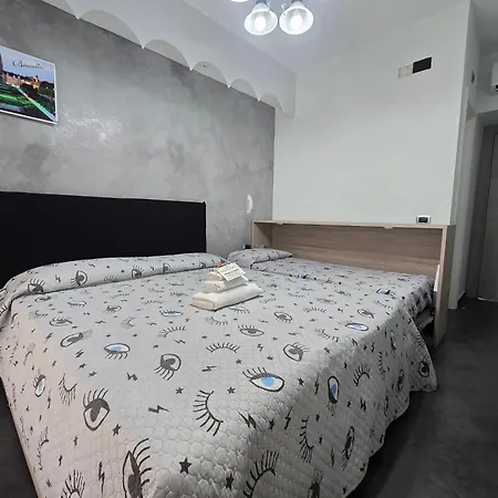 בית הארחה Nazionale Dream נאפולי