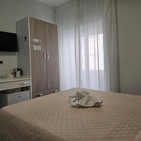 Nazionale Dream בית הארחה