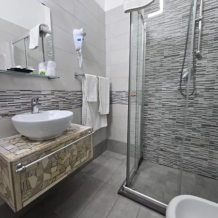 בית הארחה Nazionale Dream נאפולי